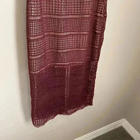 Keepsake‎ Sweet Nothing Burgundy Lace Midi Dress - Picture 8 of 16